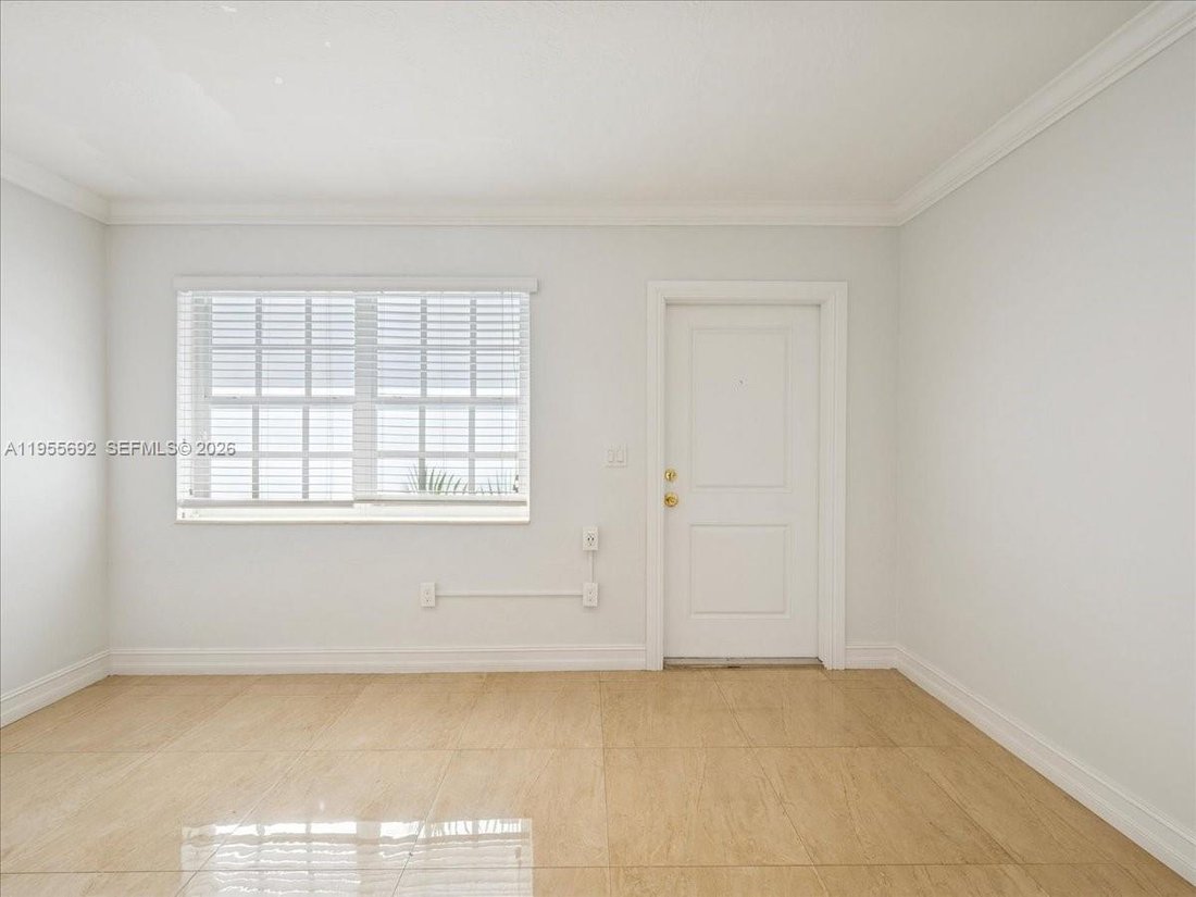 House in Miami, Florida, United States 4 - 17296308