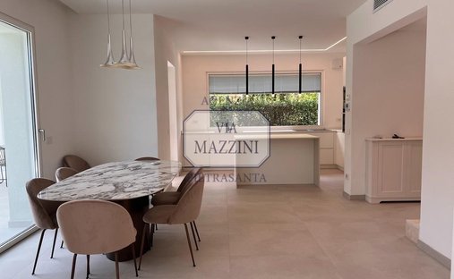 Villa in Fiumetto, Pietrasanta, Italy 1
