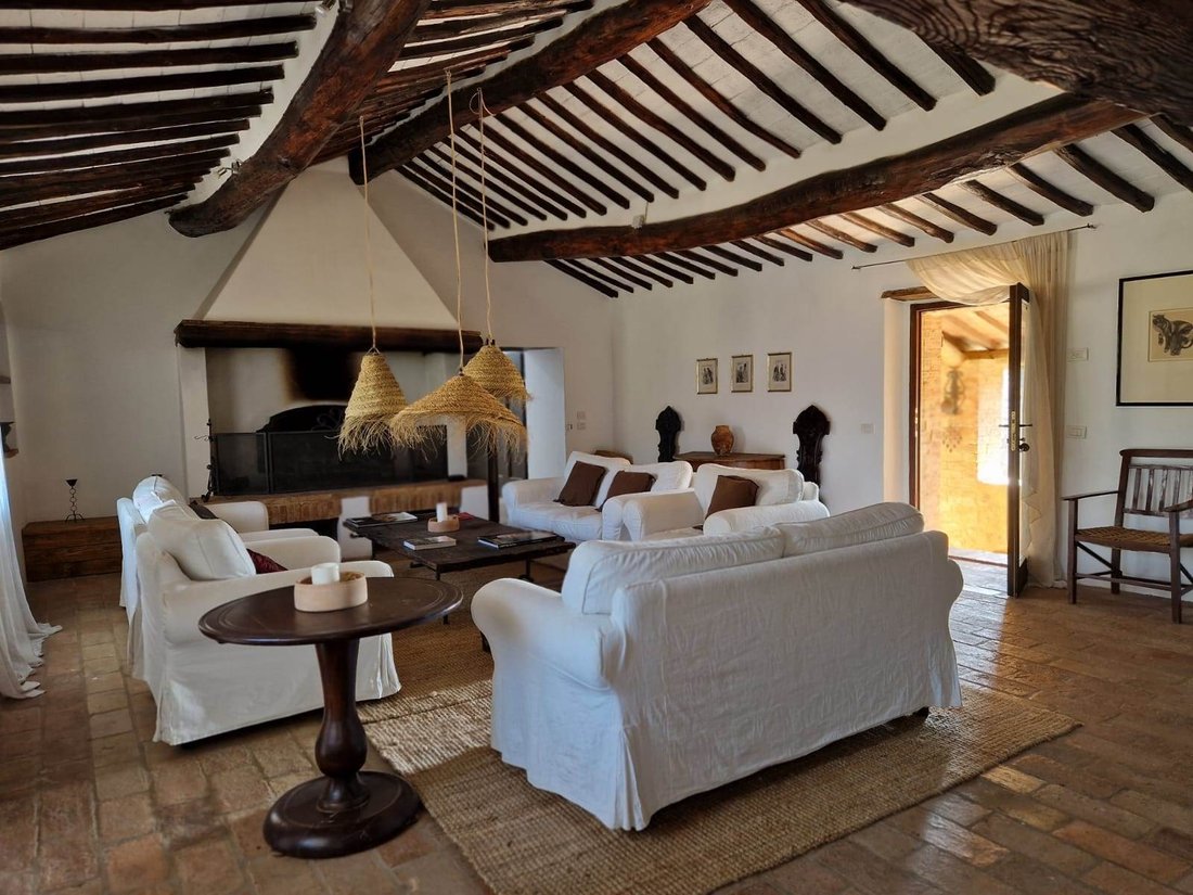 Estate in Monteriggioni, Tuscany, Italy 1 - 17297925