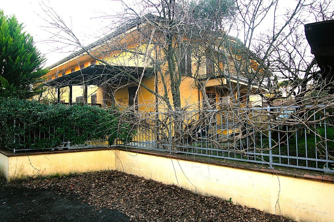 Country House in Avenza, Marina di Carrara, Tuscany 1 - 17294233