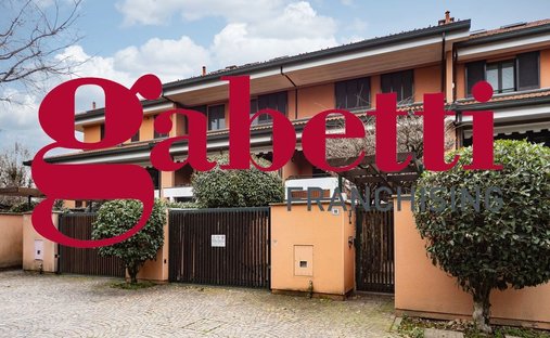 Residenza a Cusago, Lombardia, Italia 1