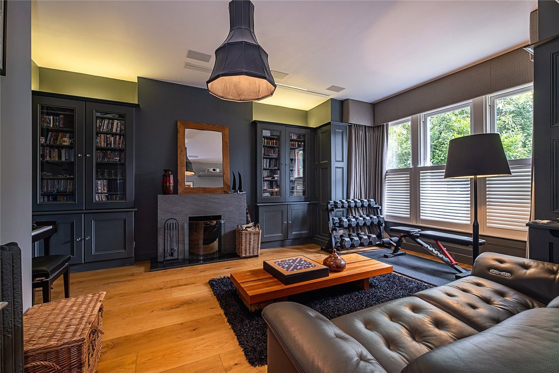 House in Kew, Richmond Upon Thames, England 5 - 17293872