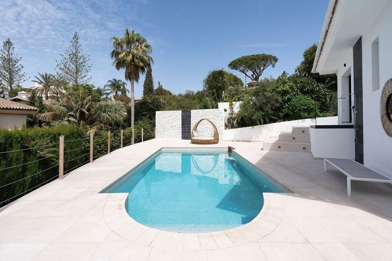 Villa in Elviria-Cabopino, Marbella, Spain 3 - 17298042