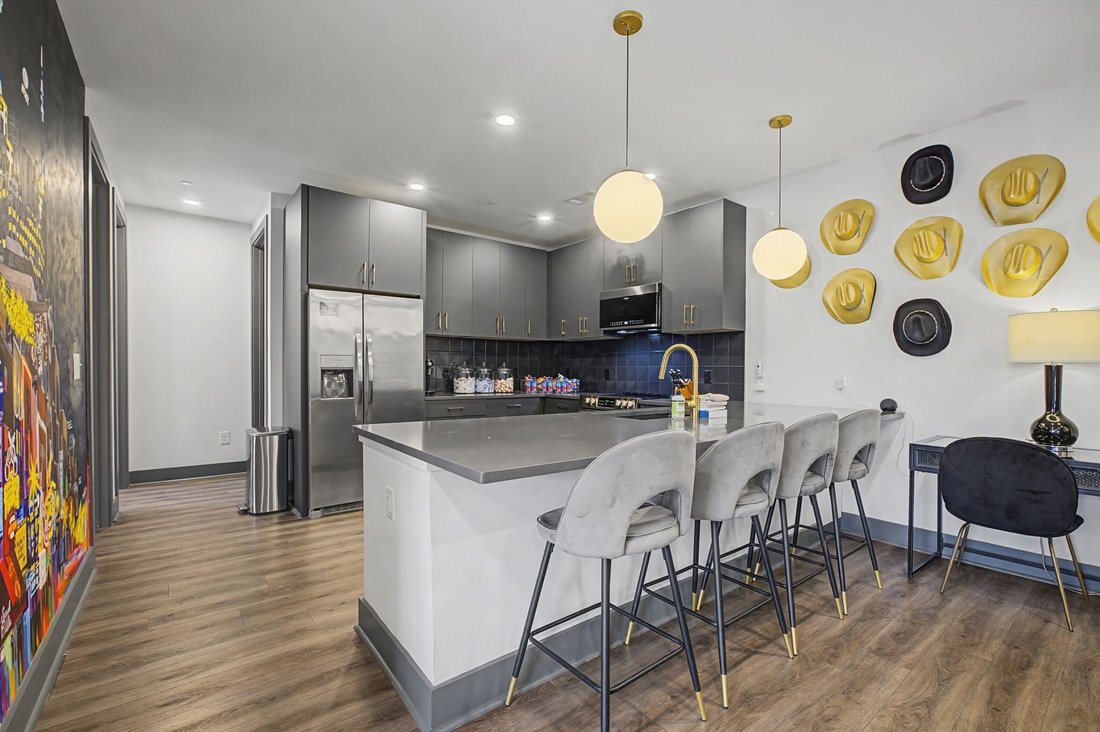 Condo in Nashville, Tennessee, United States 5 - 17296695