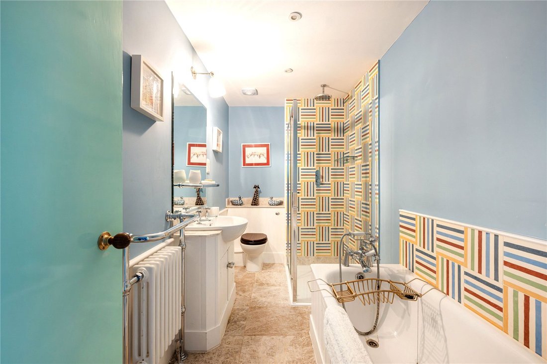 Apartment in Ladbroke Grove, Kensington And Chelsea, England 5 - 17298793