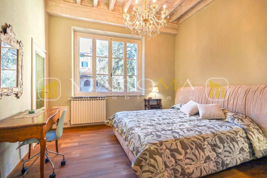 Apartment in Historic Center, Lucca, Tuscany 3 - 17294226