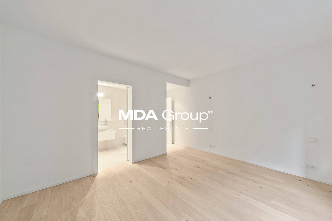 Apartment in Paradiso, Ticino, Switzerland 3 - 17298333