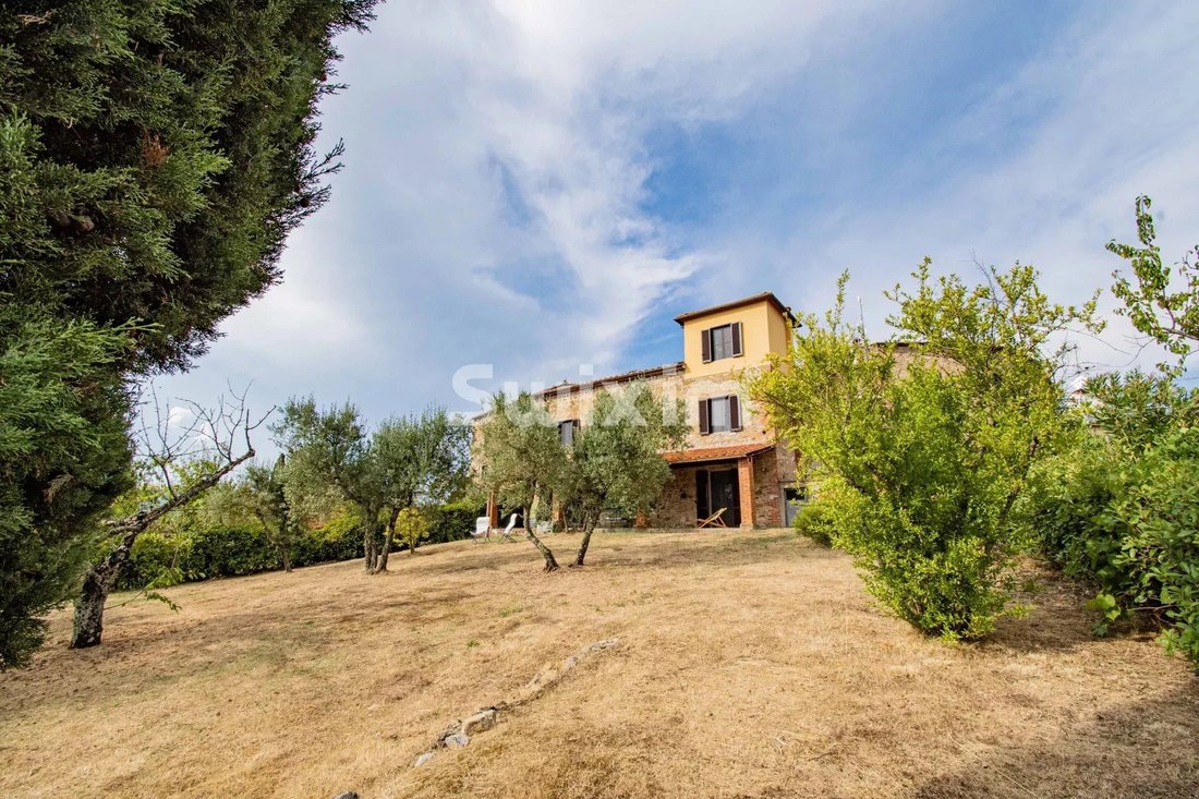 House in Bucine, Tuscany, Italy 2 - 15894649