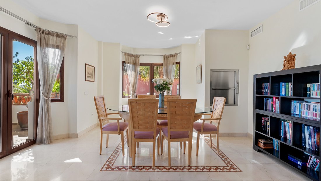 Villa in Elviria-Cabopino, Marbella, Spain 5 - 17297918