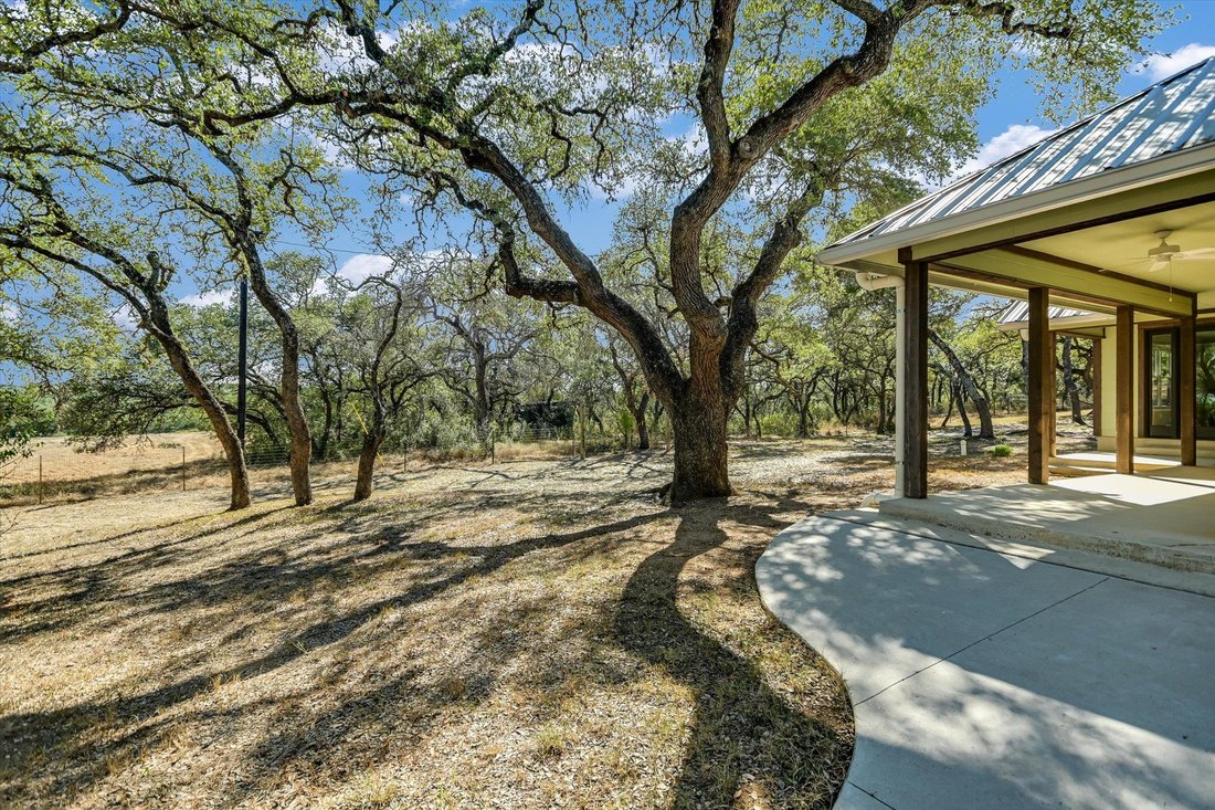 House in Johnson City, Texas, United States 3 - 17297337