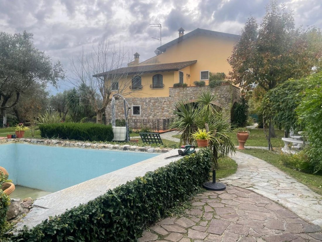 Villa in Isola, Casano, Liguria 1 - 17294544