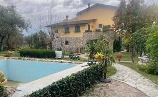 Villa in Isola, Luni, Ligurien 1