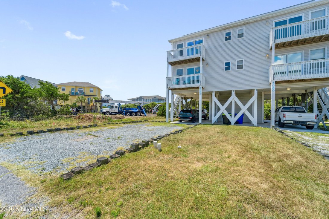 Townhouse in North Topsail Beach, North Carolina, United States 4 - 17296659