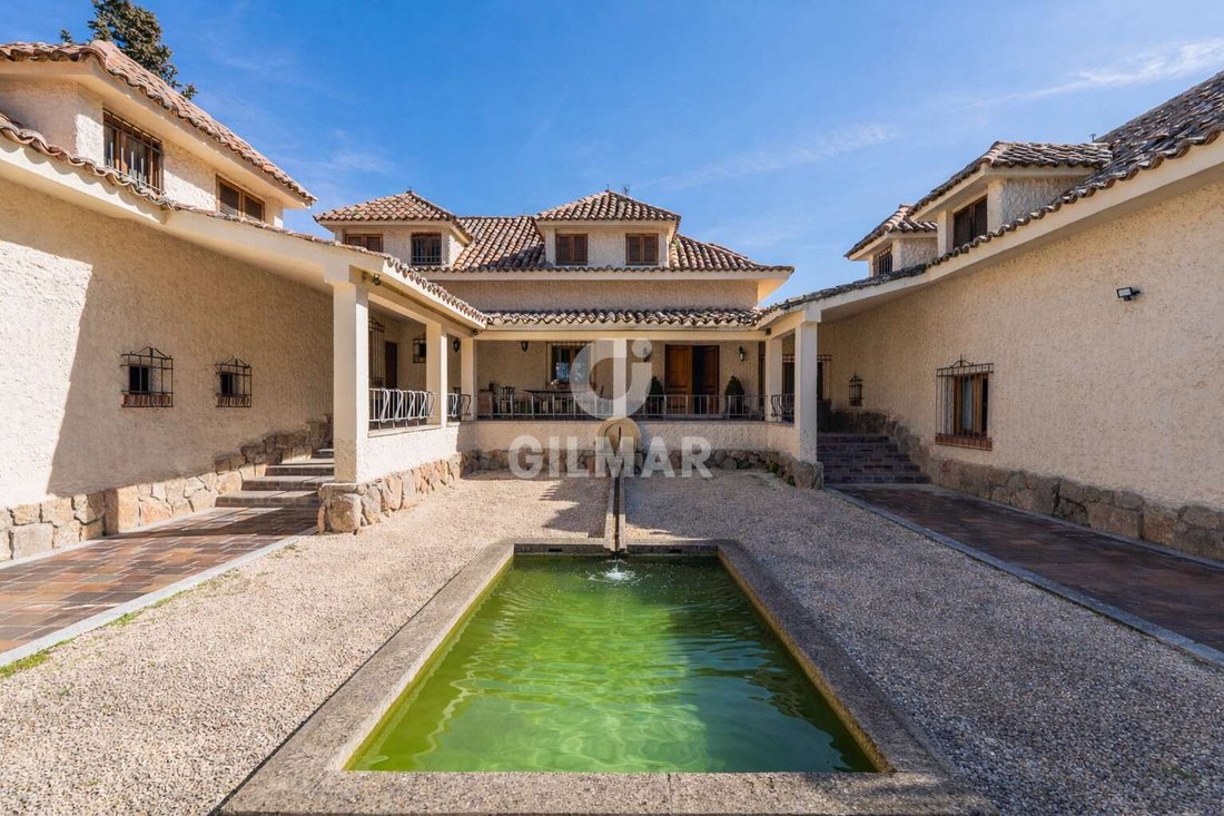 Villa in Somosaguas, Pozuelo de Alarcon, Comunidad de Madrid 5 - 17293133
