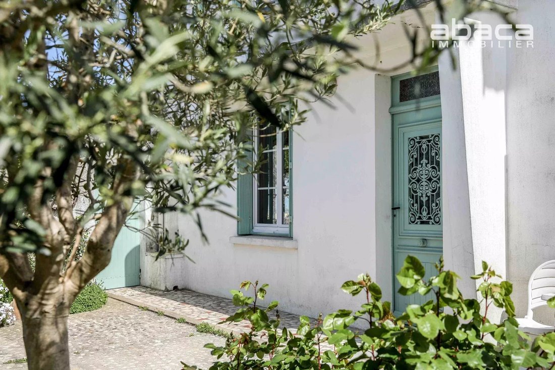 House in France 2 - 17296295