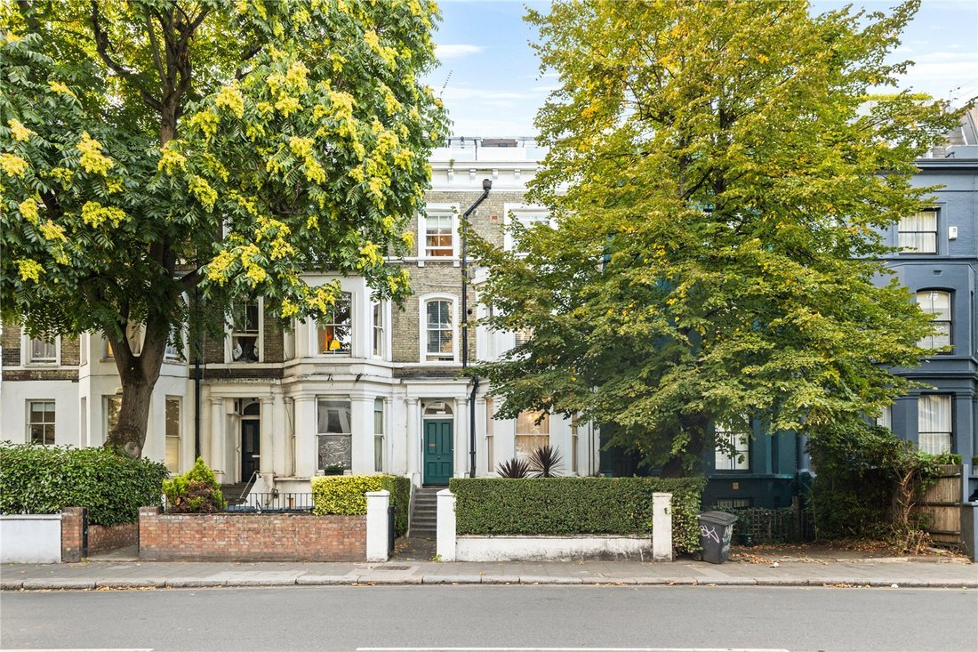 Apartment in Ladbroke Grove, Kensington And Chelsea, England 2 - 17298771