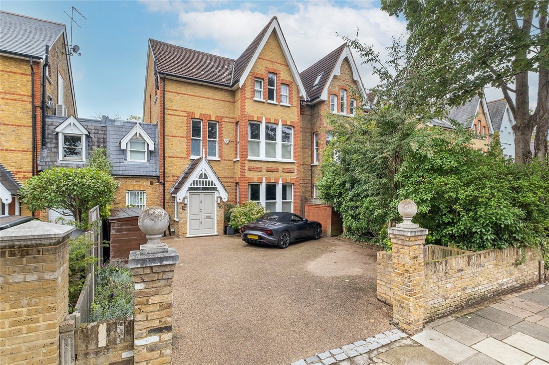 House in Kew, Richmond Upon Thames, England 1 - 17293872