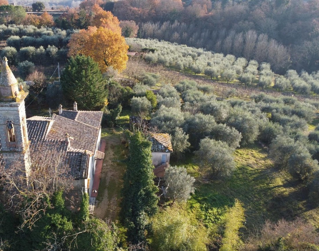Farm Ranch in Poggibonsi, Tuscany, Italy 5 - 17295391