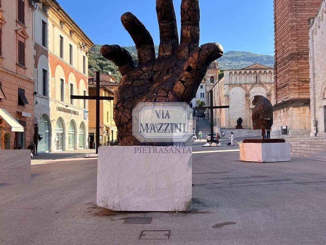 Townhouse in Pietrasanta, Tuscany, Italy 5 - 17295028