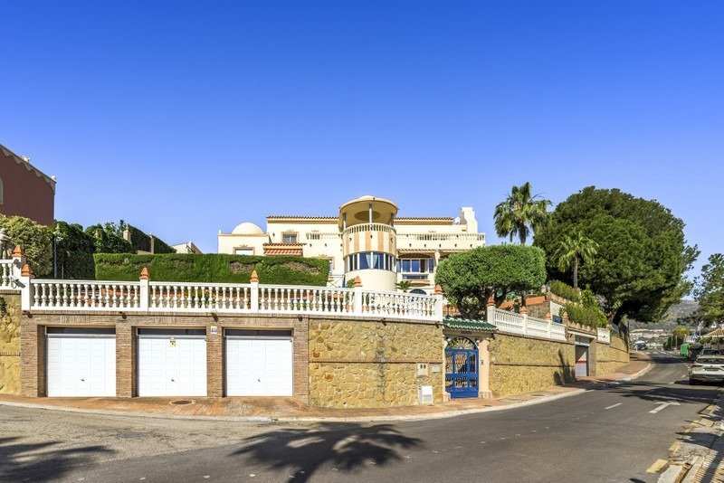Villa in Benalmadena, Andalusia, Spain 1 - 17298040