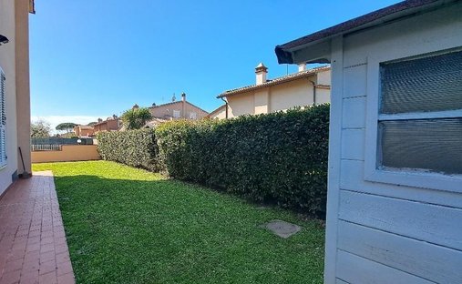 Villa in Ghezzano-Colignola Mezzana-Campo, Cascina, Tuscany 1