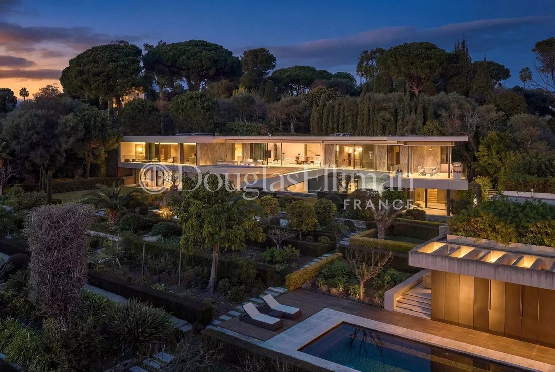 Villa a Antibes, Provenza-Alpi-Costa Azzurra, Francia 1 - 17295131