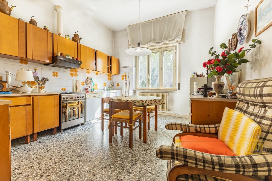 House in Ghezzano-Colignola Mezzana-Campo, Cascina, Tuscany 4 - 17294115