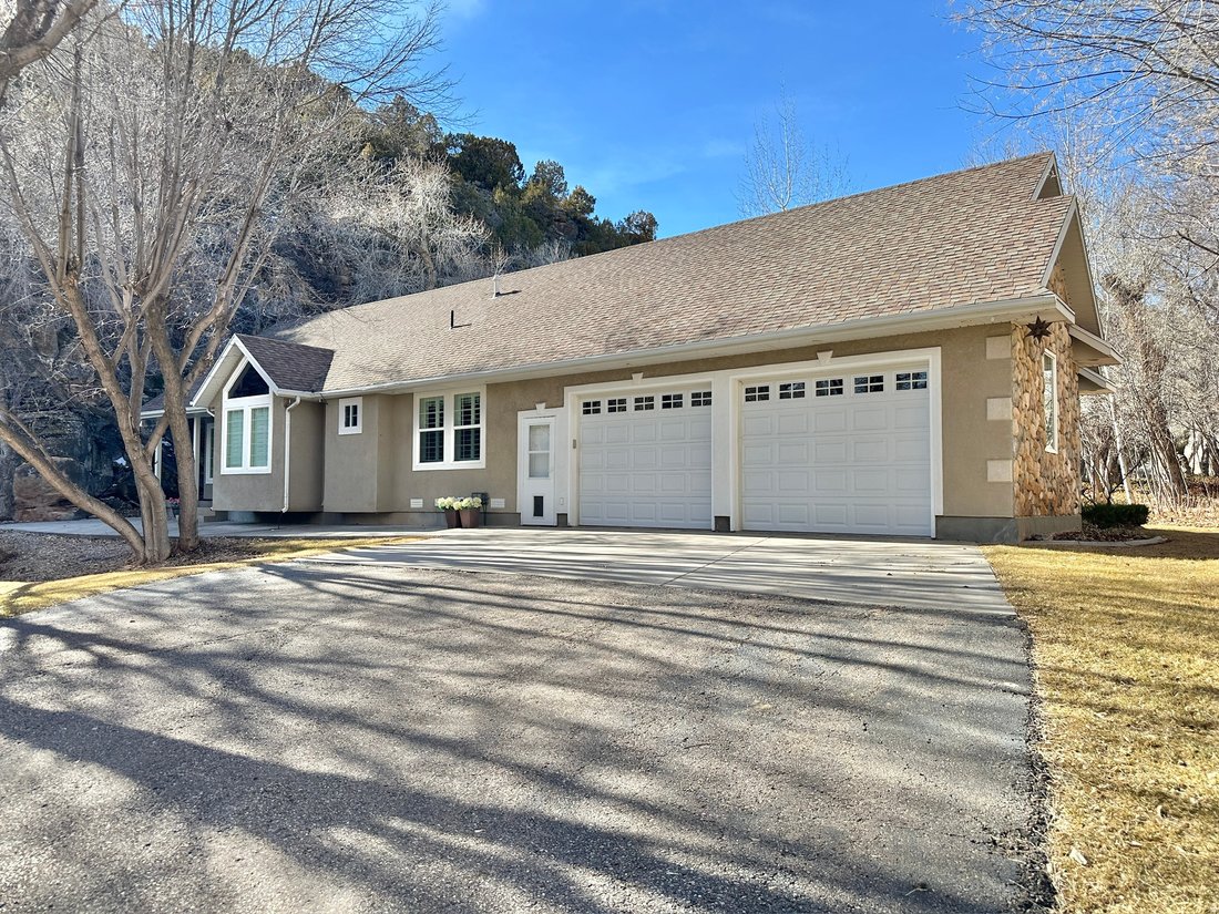 House in Vernal, Utah, United States 4 - 17288721