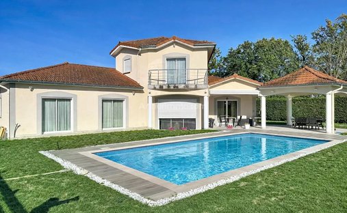 House in Combray-Neubourg-Le Marclet, Riorges, France 1