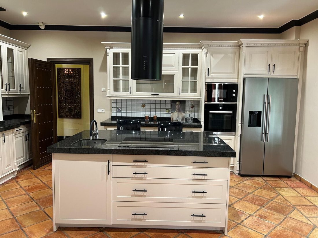 Villa in Sierra Blanca, Marbella, Spain 4 - 17025301