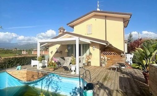 Villa in Lido di Camaiore, Camaiore, Tuscany 1
