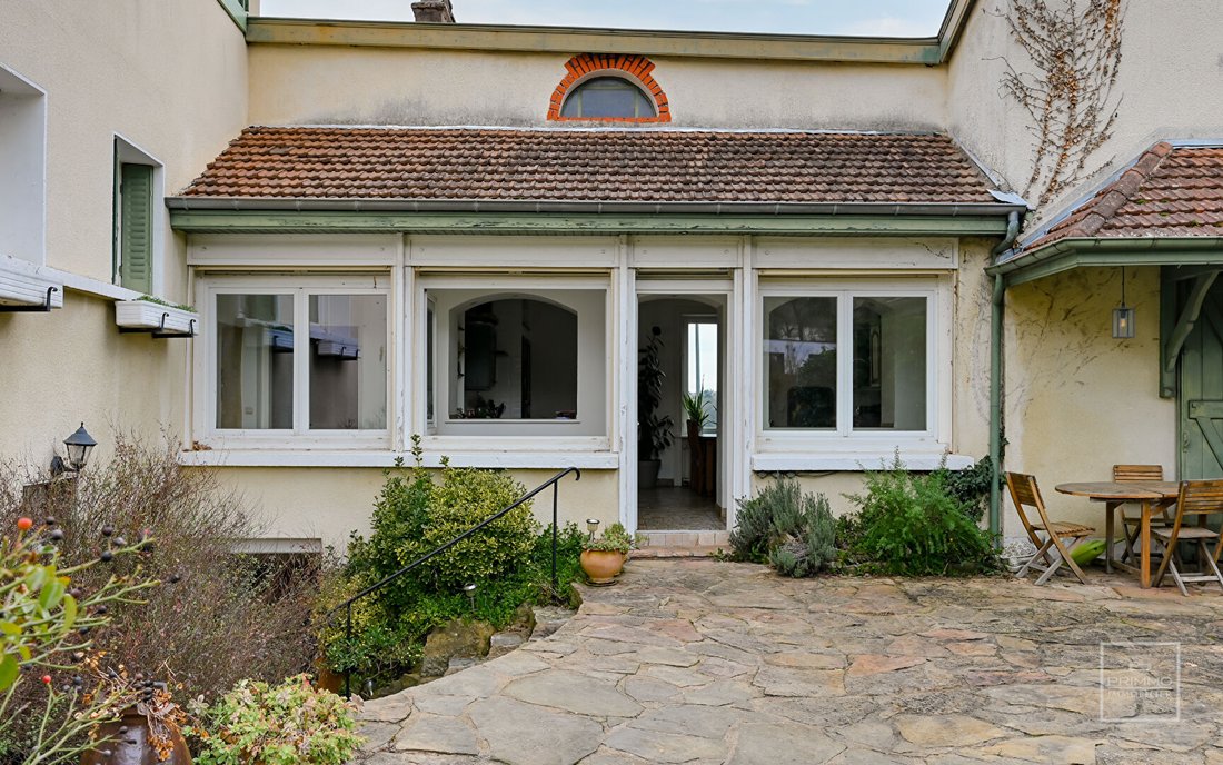 House in Saint-Cyr-au-Mont-d'Or, Auvergne-Rhône-Alpes, France 2 - 17296895