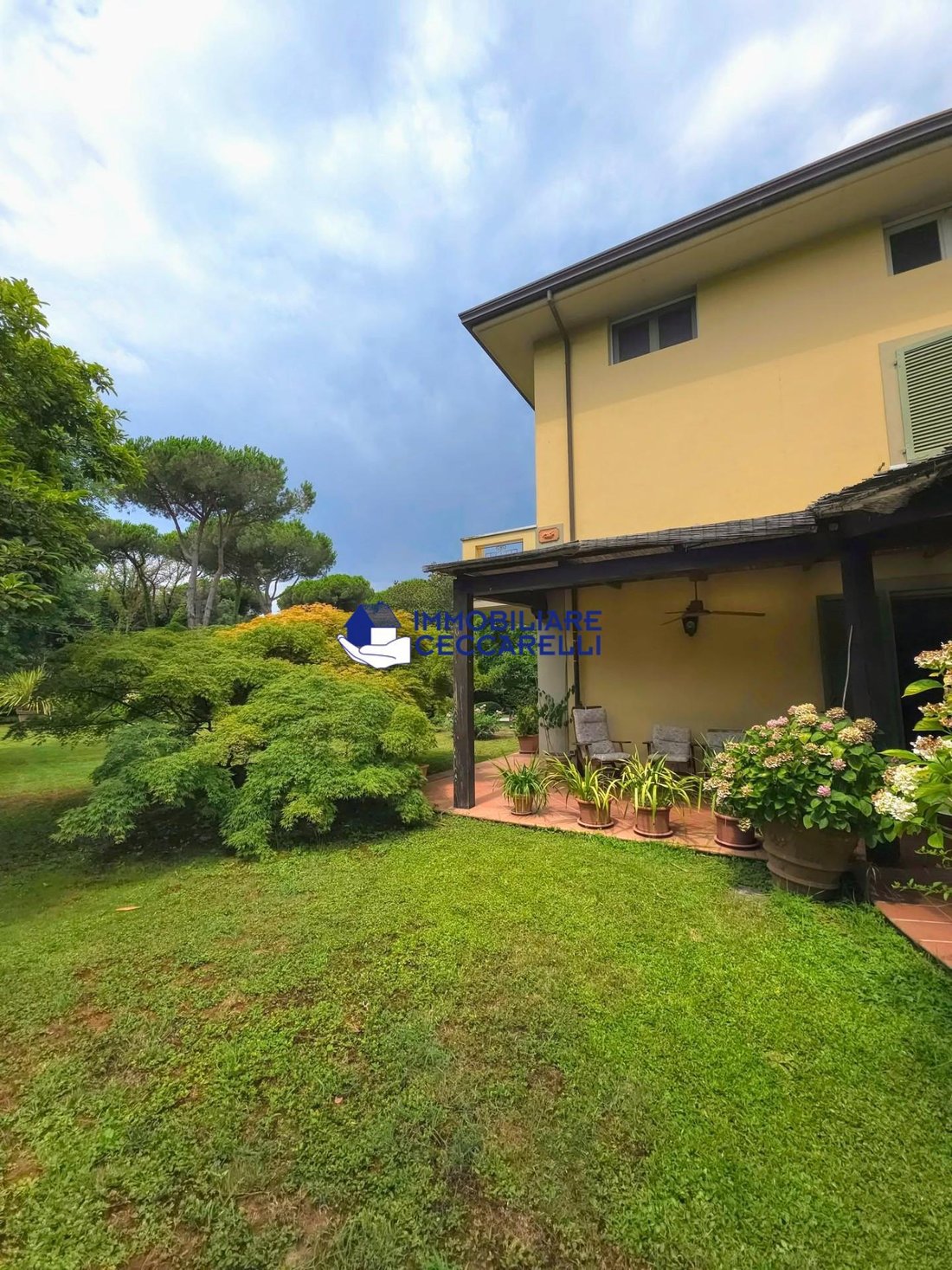 Villa in Ronchi, Massa, Italy 3 - 17294133