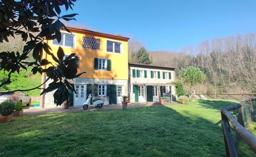 Country House in Petrognano - San Gennaro, Capannori, Tuscany 1