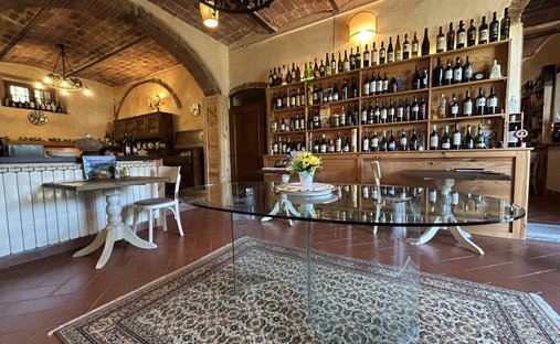 Country House in Bacchereto - Santa Cristina a Mezzana, Comeana, Tuscany 1
