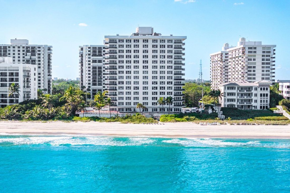 Condo in Boca Raton, Florida, United States 1 - 17293445
