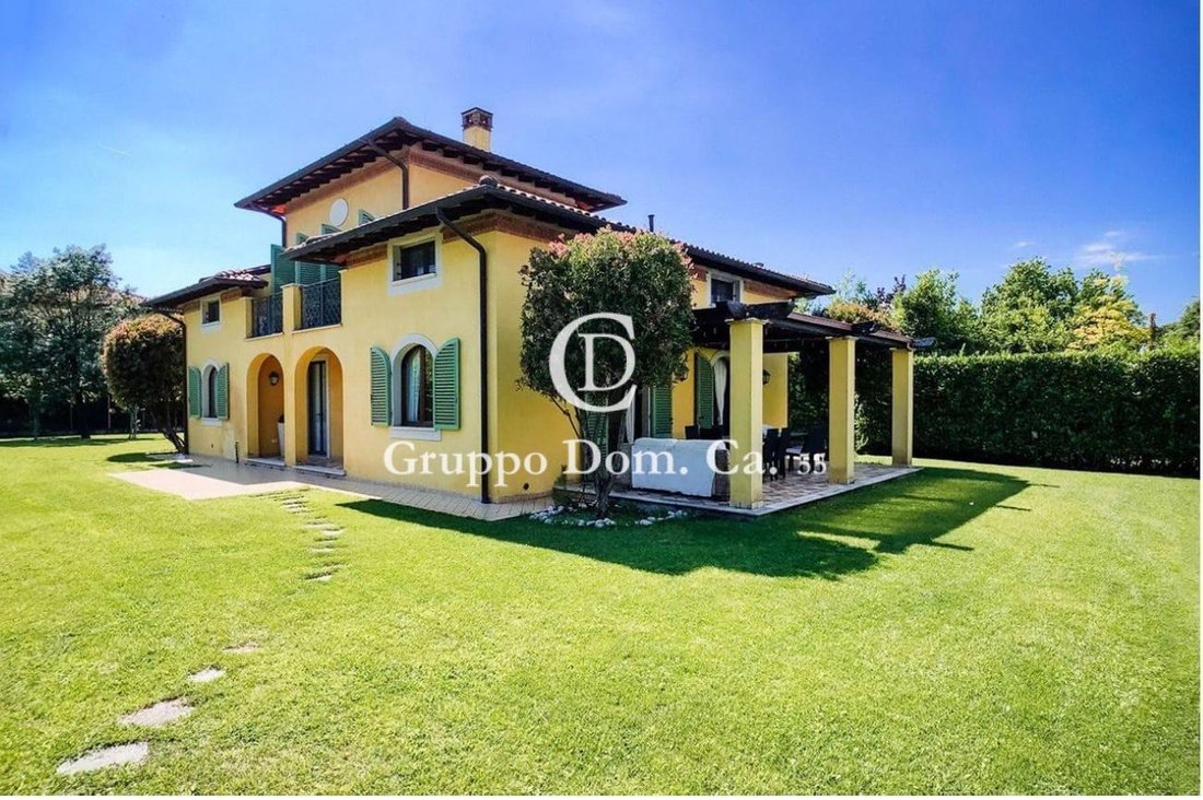 Villa in Vittoria Apuana, Forte dei Marmi, Tuscany 4 - 17294330