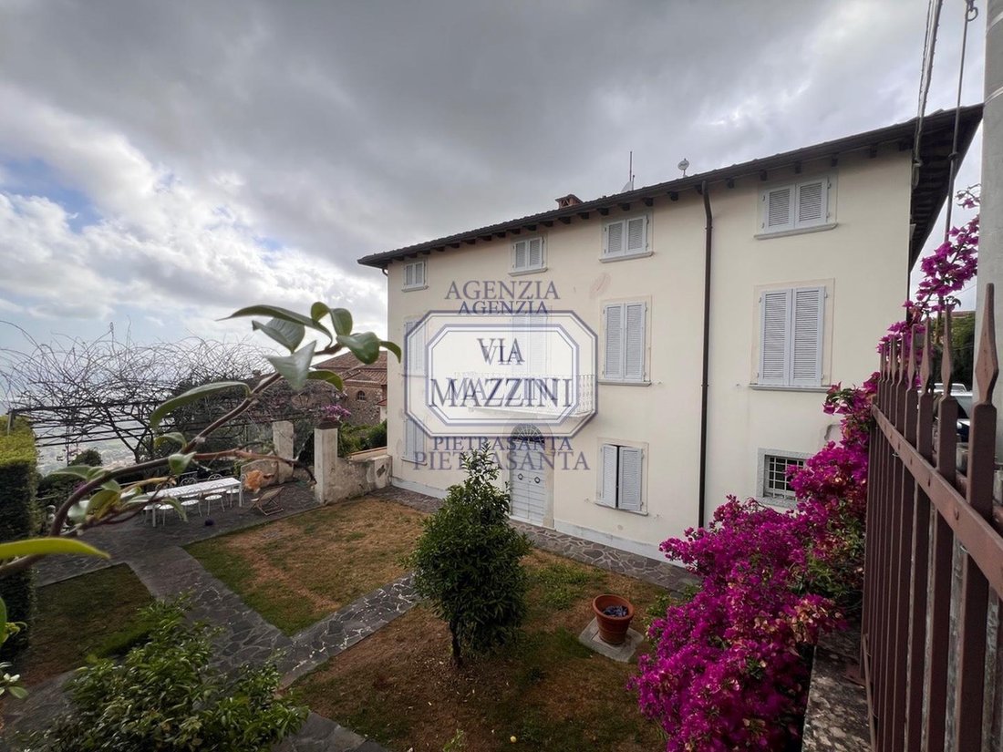 Country House in Capezzano Monte, Tuscany, Italy 1 - 17294798