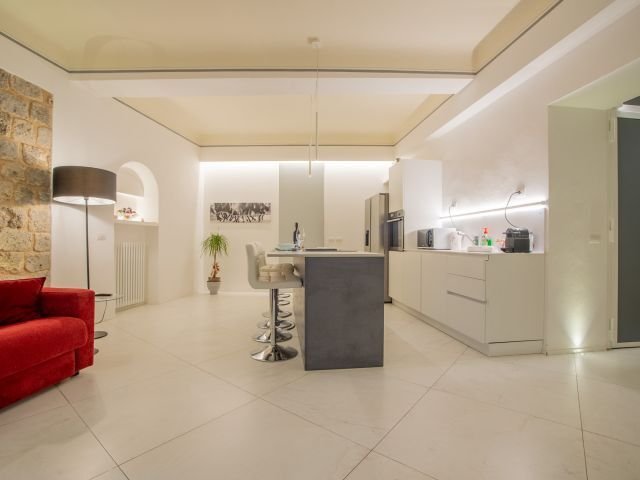 Apartment in Historic Center, Siena, Tuscany 4 - 17296336
