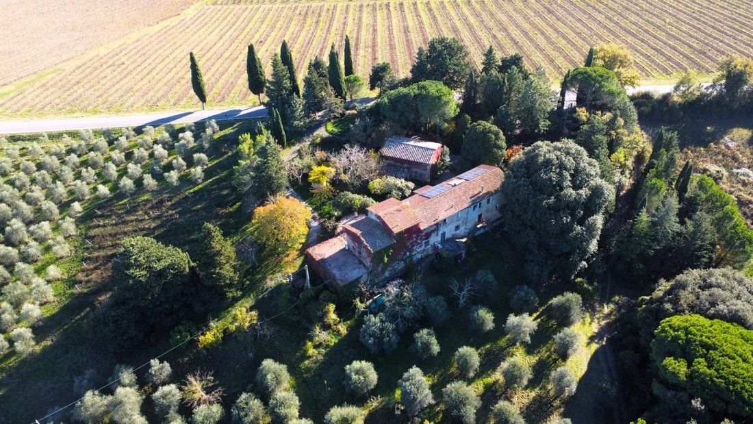 Farm Ranch in San Gimignano, Tuscany, Italy 2 - 17295430