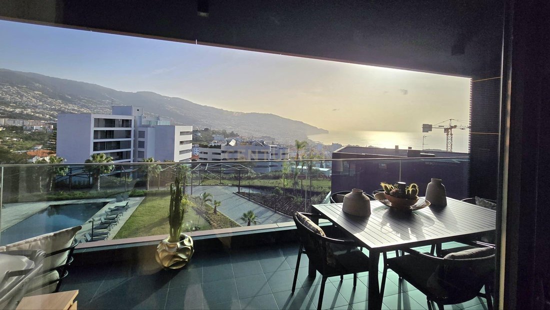 Apartment in Sao Martinho, Madeira, Portugal 1 - 17297847
