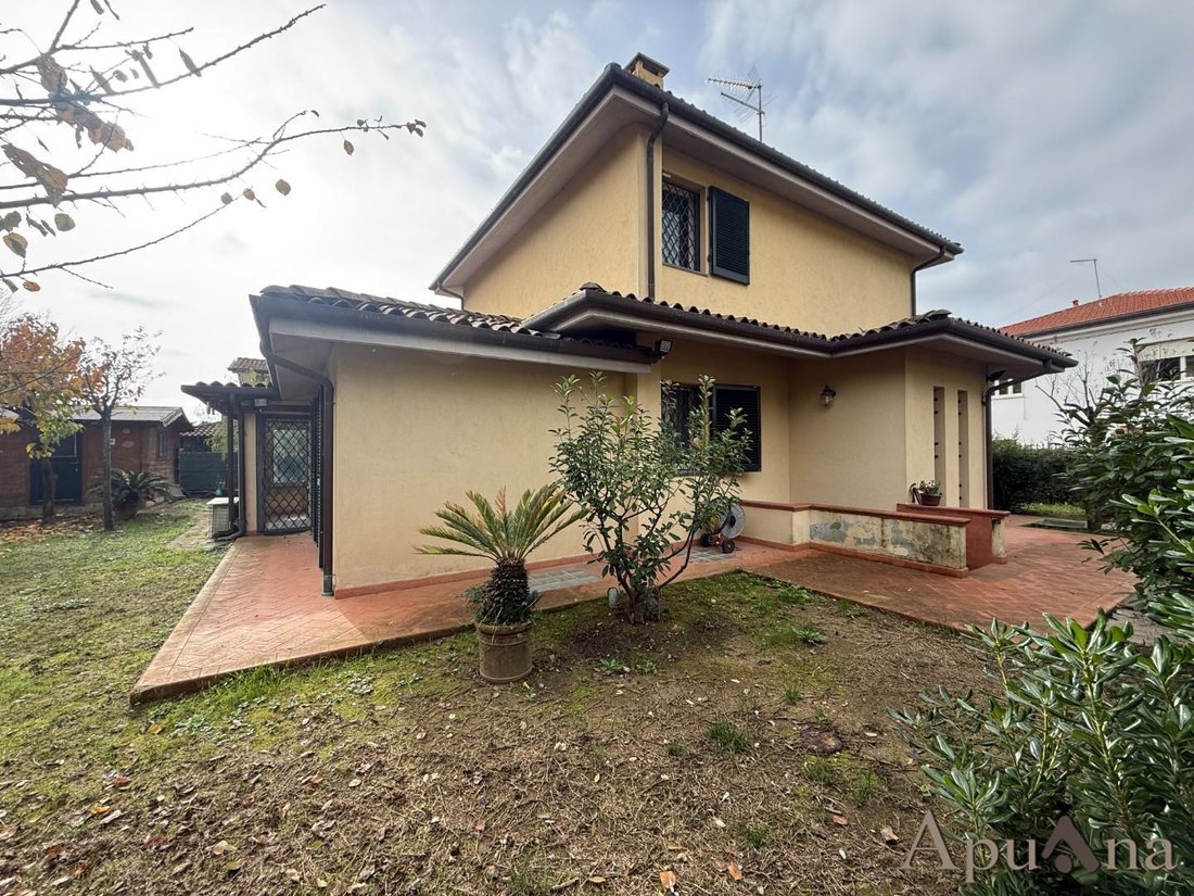 House in Romagnano, Massa, Tuscany 3 - 17294461