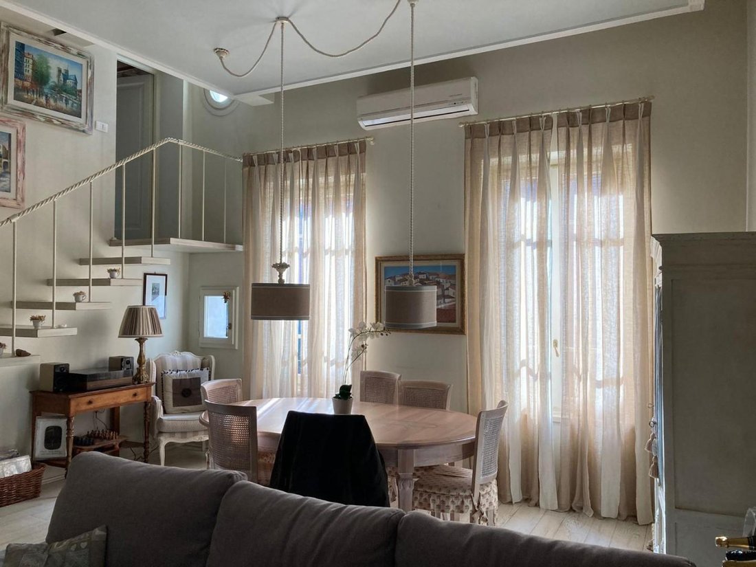 Apartment in Historic Center, Siena, Tuscany 1 - 17294452