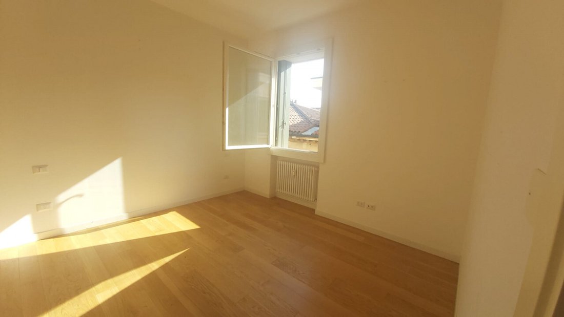 Apartment in Center, Vicenza, Veneto 5 - 17298207