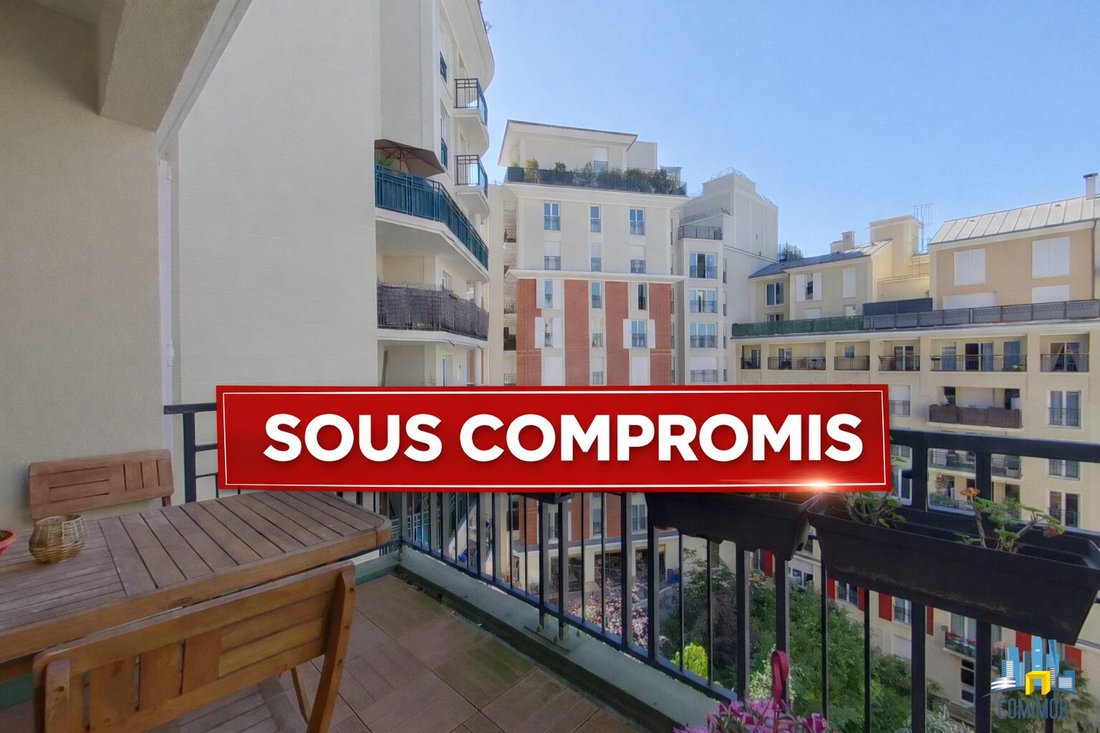 Apartment in Hôtel de Ville, Courbevoie, France 1 - 15678485