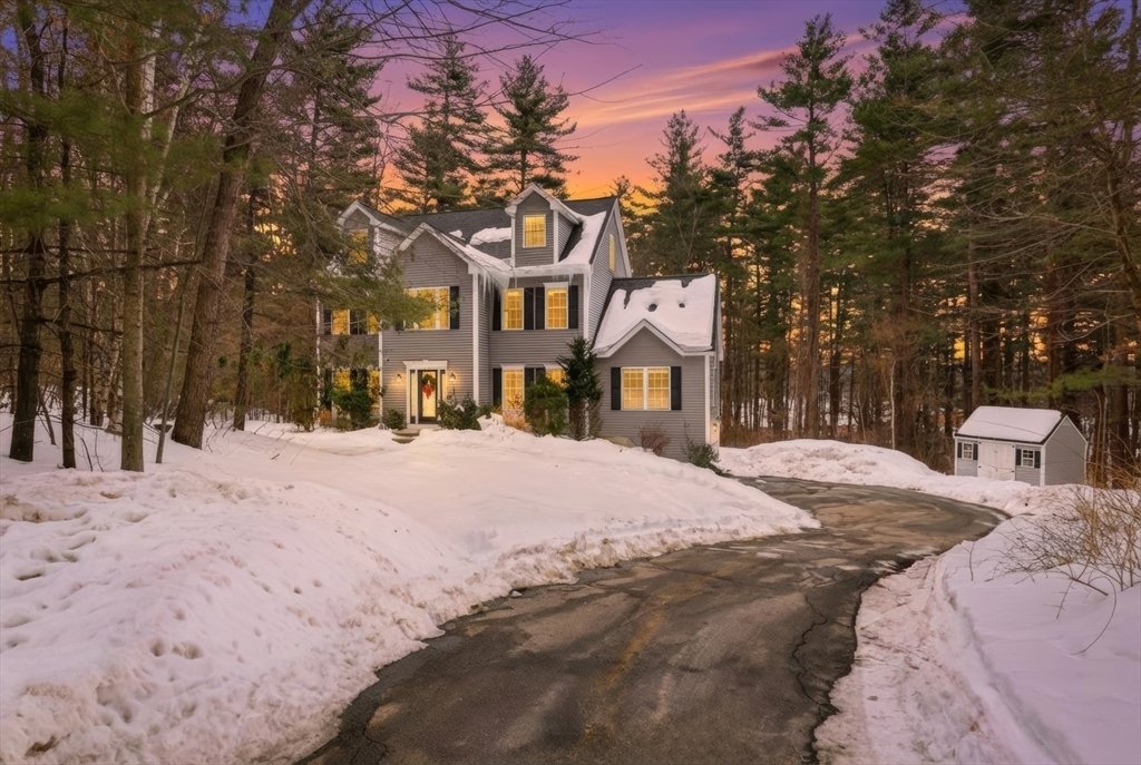 House in Derry, New Hampshire, United States 1 - 17295767