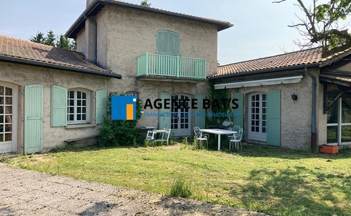 Villa in Roche-la-Moliere, Auvergne-Rhône-Alpes, France 1