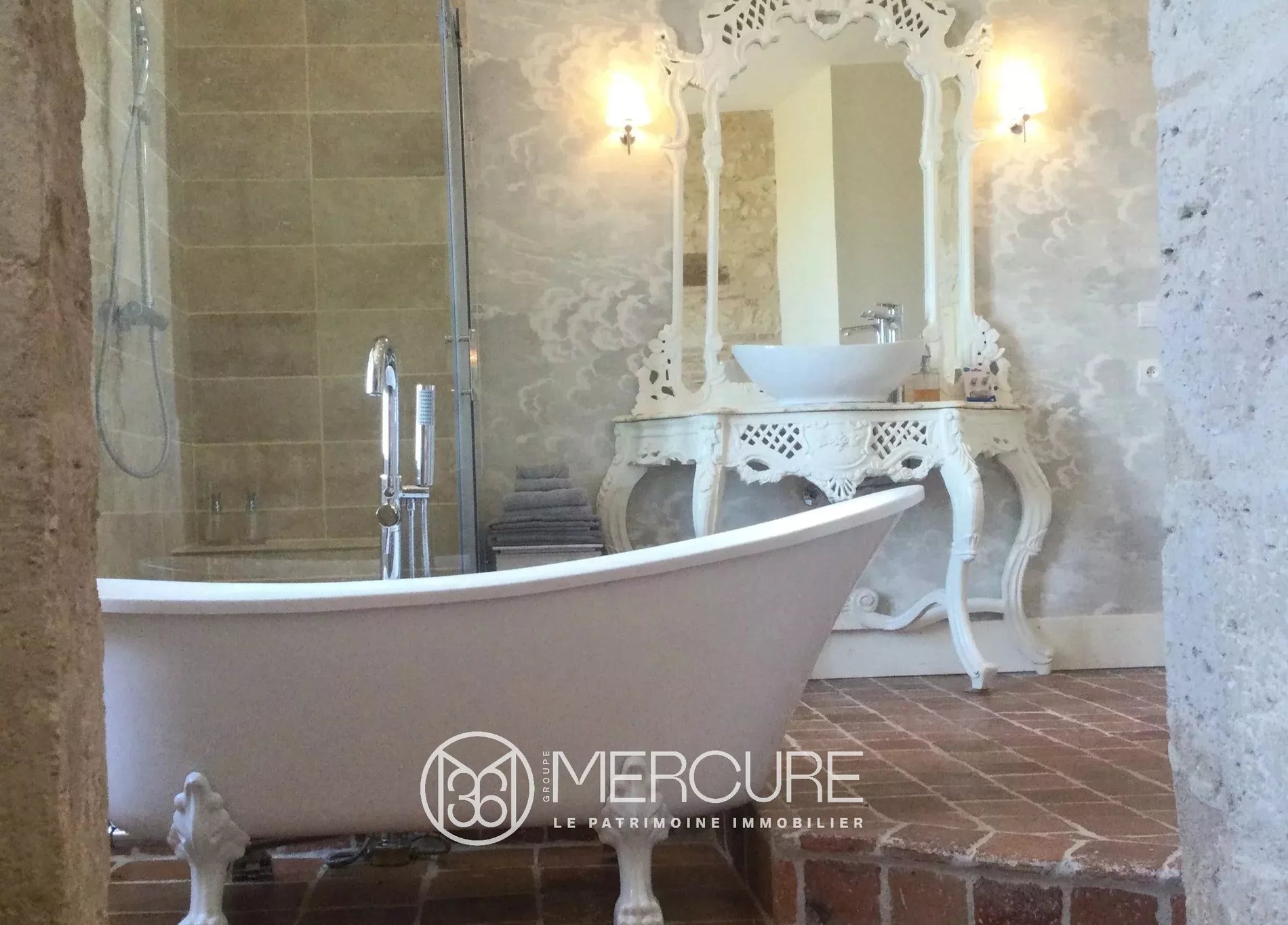 Exceptional Castle Panoramic Views And Historical Heritage