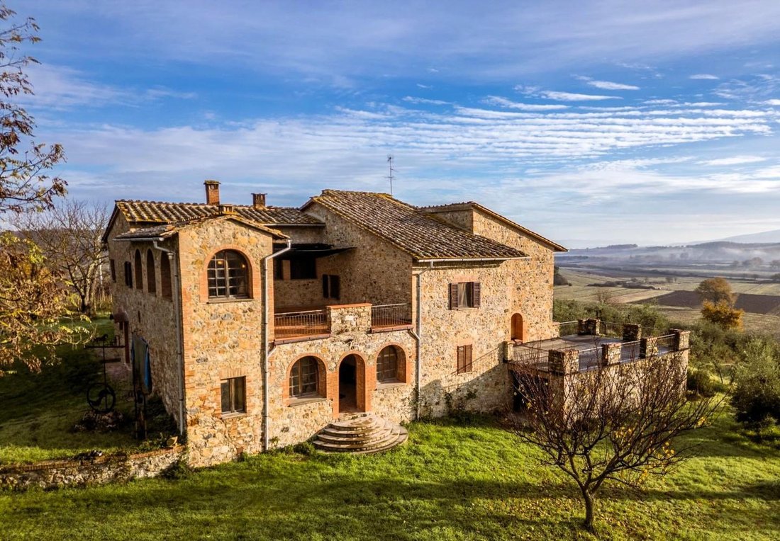 Farm Ranch in Casole d'Elsa, Tuscany, Italy 1 - 16467131