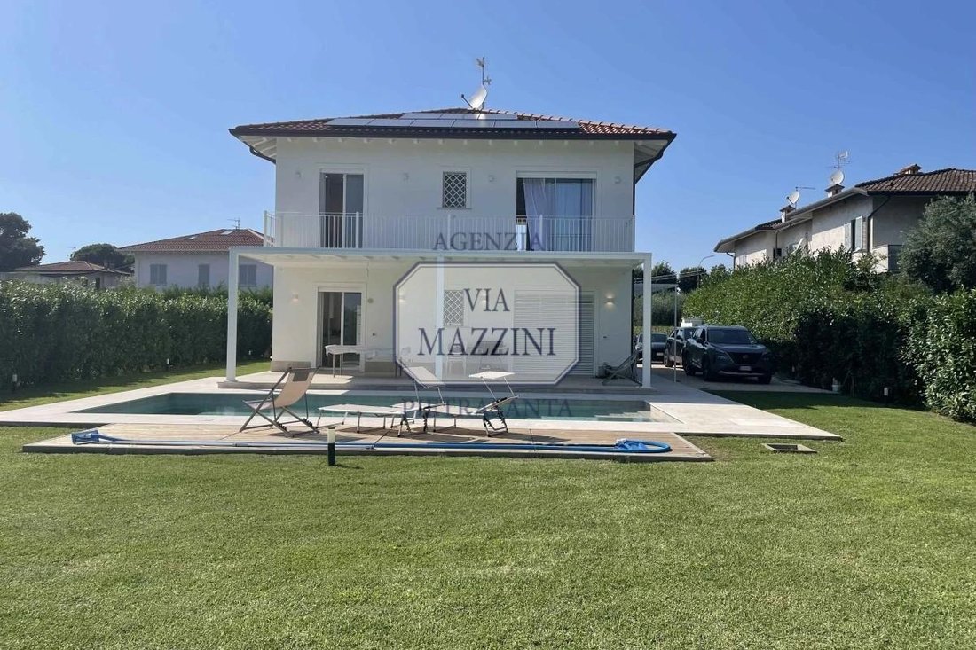 Villa in Pietrasanta, Tuscany, Italy 2 - 17294594